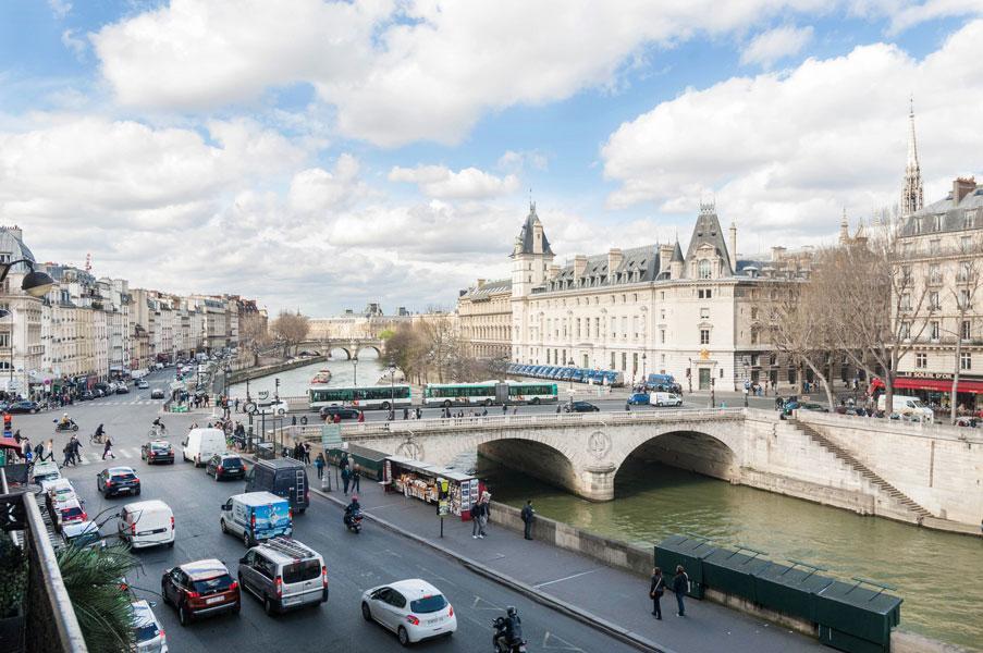 Two Bedroom Luxury Apartment - Balcony With View Of Notre Dame Paris Ngoại thất bức ảnh